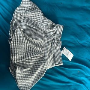 Zara pleaded skort